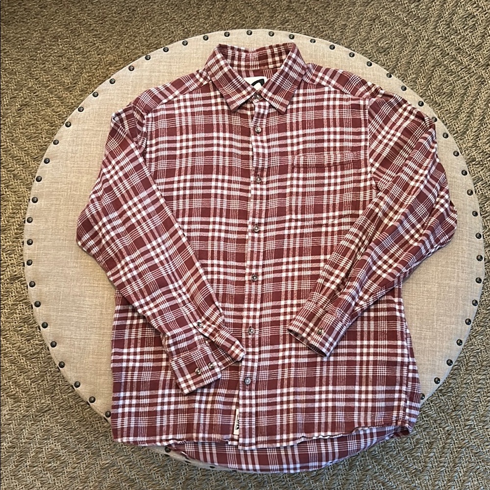 Mountain Khakis Burgundy and White Plaid Casual Button Down Flannel Shirt